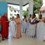 ජාතික රෝහලේ පන්සලට වෙසක් පහන් කූඩු පරිත්‍යාග කිරීම